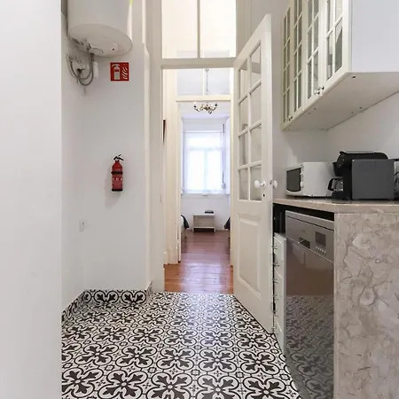 Castelo Typical By Homing Apartment *