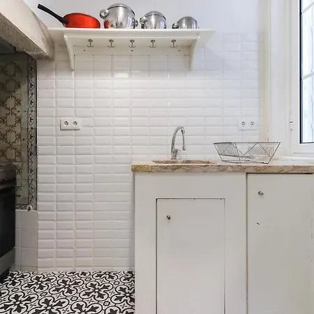 Apartment Castelo Typical By Homing *