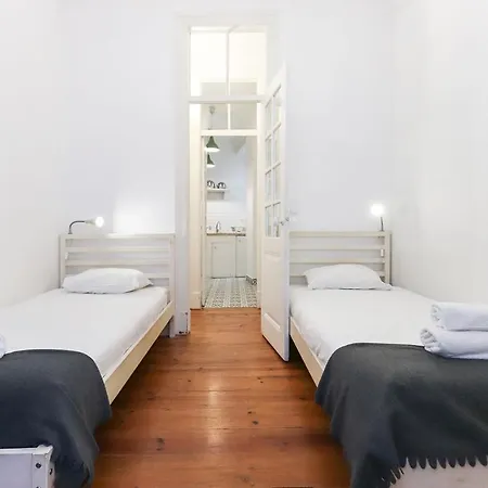 Castelo Typical By Homing Apartment *