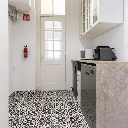 Apartment Castelo Typical By Homing