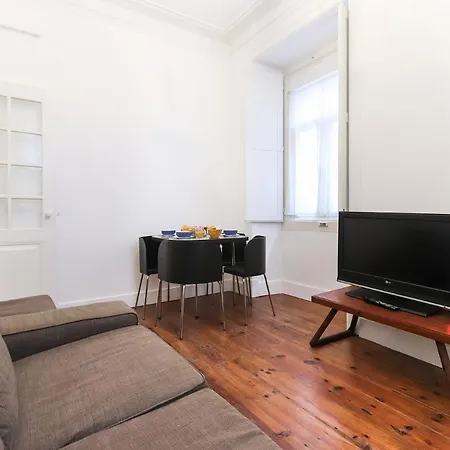 Apartment Castelo Typical By Homing