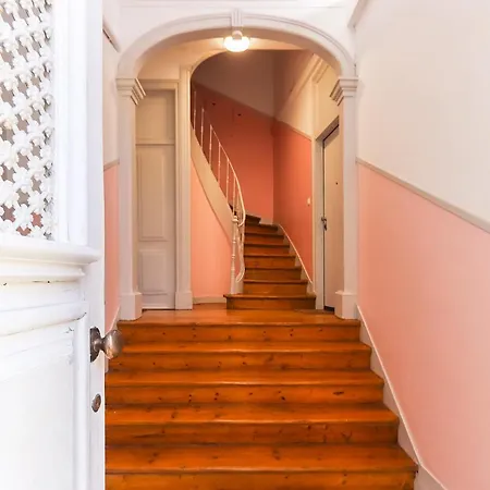 Castelo Typical By Homing Lisbon